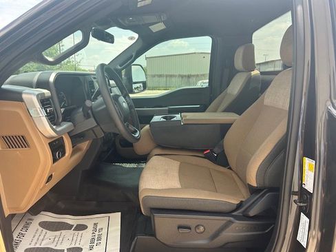 Used 2024 Ford F350 XLT AWD/4WD image 12