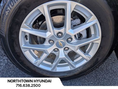 Used 2024 Chevrolet Equinox LT image 46