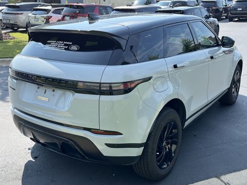 Used 2026 Land Rover Range Rover Evoque S AWD/4WD image 7