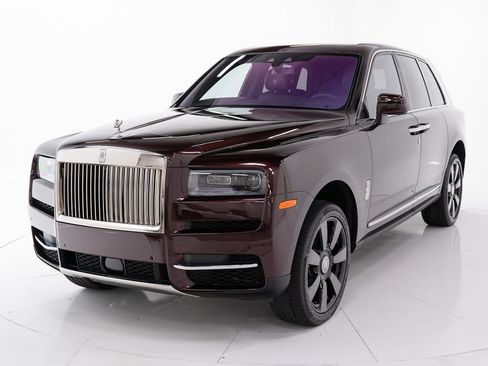 Certified 2023 Rolls-Royce Cullinan AWD/4WD image 1