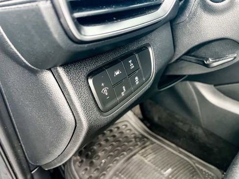 Used 2020 Hyundai Santa Fe SEL image 12