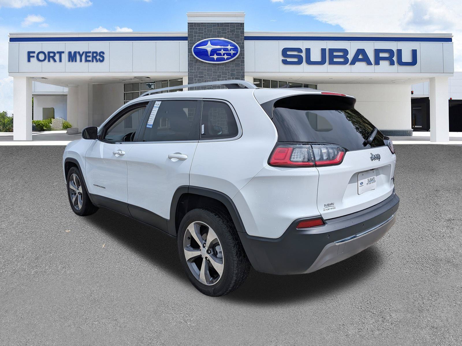 Used 2020 Jeep Cherokee Limited FWD image 6