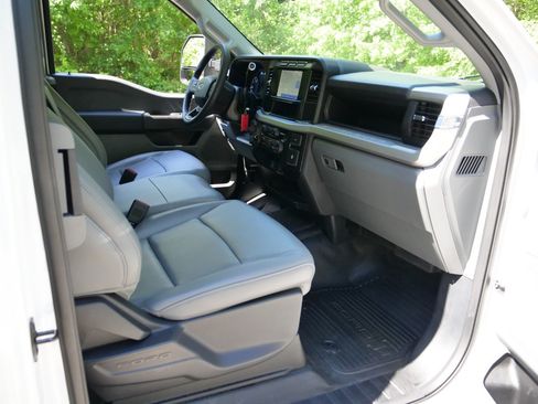 Used 2023 Ford F350 XL w/ XL Chrome Package AWD/4WD image 28