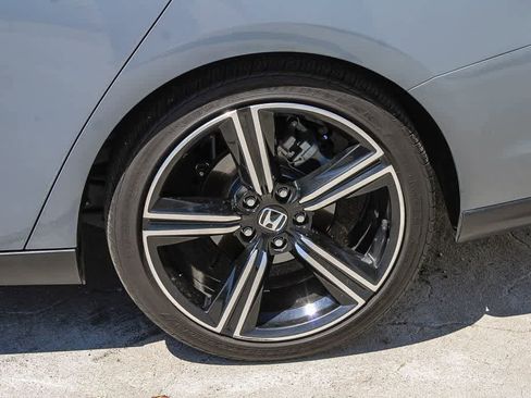 Used 2024 Honda Accord Sport image 6