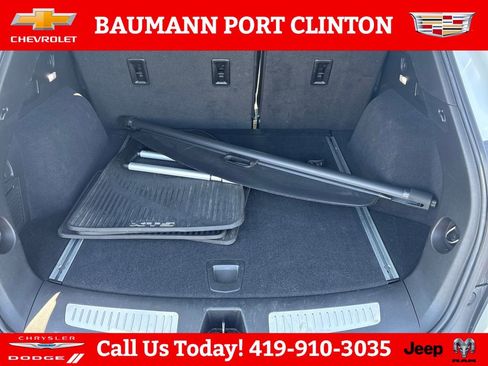 Used 2022 Cadillac XT5 Premium Luxury w/ Technology Package AWD/4WD image 23