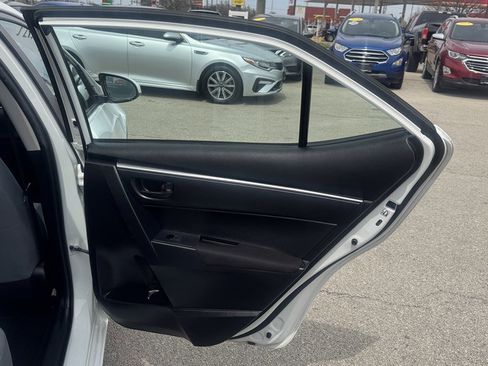 Used 2016 Toyota Corolla L image 22