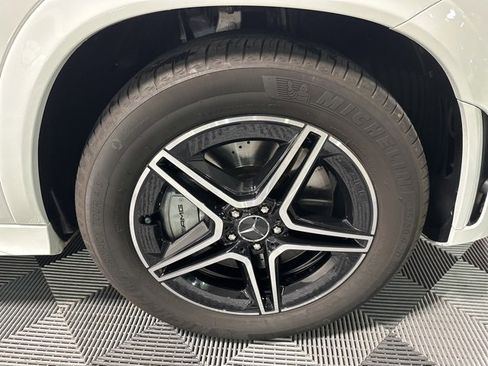 Used 2023 Mercedes-Benz GLE 53 AMG 4MATIC image 11