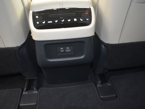 Used 2025 INFINITI QX60 Luxe image 17