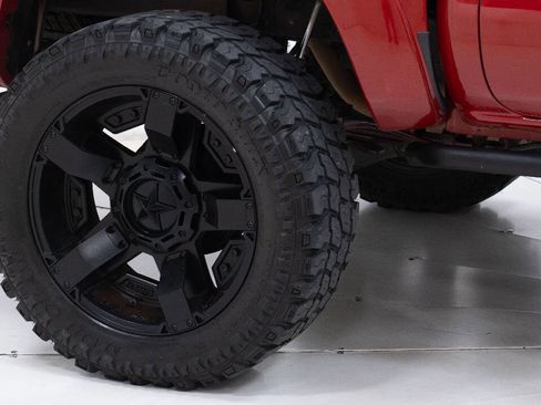 Used 2012 Toyota Tacoma PreRunner w/ TRD Sport Pkg image 67