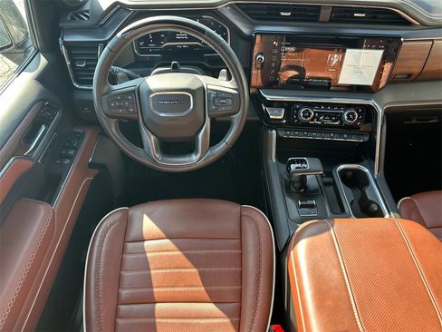 Used 2025 GMC Sierra 1500 Denali Ultimate image 24