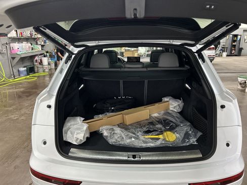 New 2024 Audi Q5 e Prestige image 29