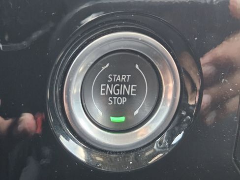 Certified 2023 Chevrolet Silverado 1500 LT AWD/4WD image 23