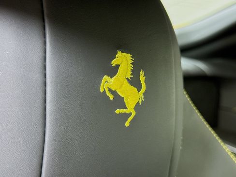 Certified 2019 Ferrari 812 Superfast RWD image 23