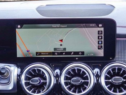 Used 2023 Mercedes-Benz EQB 350 4MATIC SUV image 14