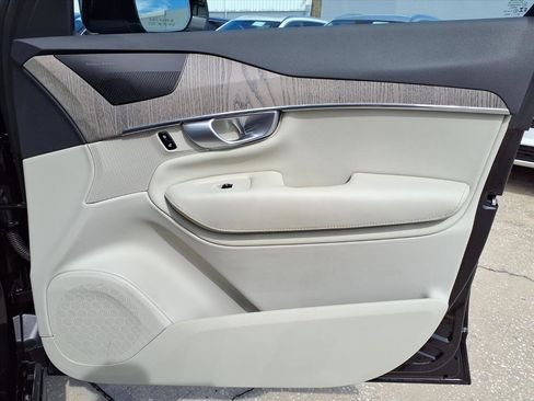 Certified 2024 Volvo XC90 B5 Plus image 13