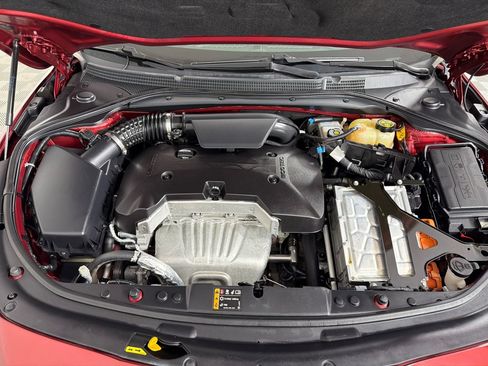 Used 2018 Buick LaCrosse Essence w/ Sun and Shade Package FWD image 27