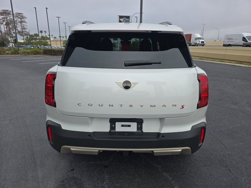 Certified 2025 MINI Cooper Countryman S w/ Comfort Package Max image 5