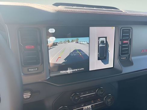 New 2025 Ford Bronco Raptor image 20