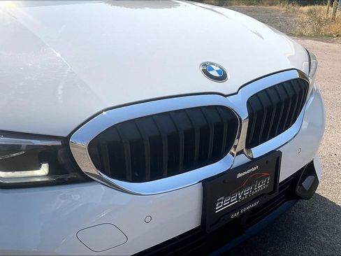 Used 2020 BMW 330i Sedan w/ Premium Package RWD image 31