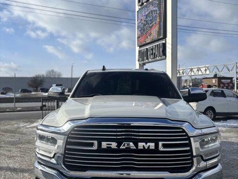 Used 2019 RAM 2500 Laramie image 2