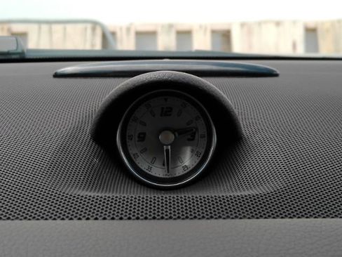 Used 2015 Mercedes-Benz SL 550 image 43