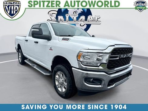 Used 2024 RAM 2500 Big Horn AWD/4WD image 1