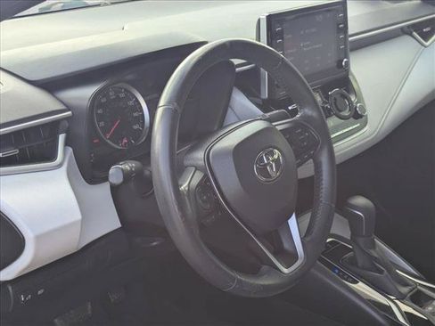 Used 2020 Toyota Corolla SE FWD image 8