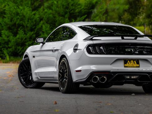 Used 2020 Ford Mustang GT Premium RWD image 24