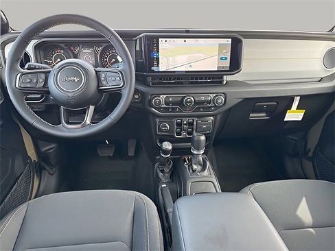 New 2025 Jeep Gladiator Sport image 12