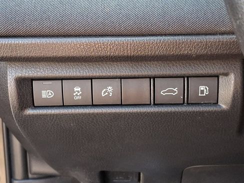 Used 2025 Toyota Camry LE FWD image 25