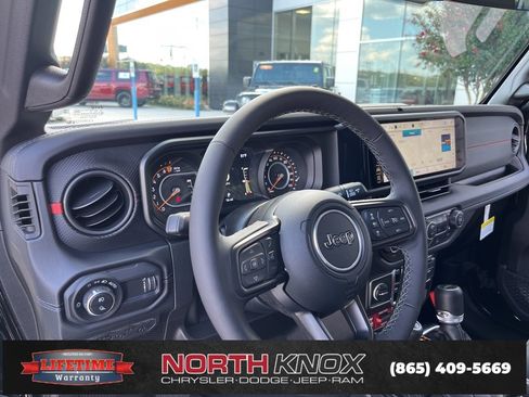 New 2025 Jeep Gladiator Rubicon w/ Convenience Group image 6