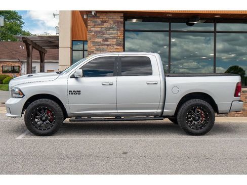 Used 2017 RAM 1500 Sport AWD/4WD image 6