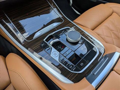 Used 2026 BMW X5 xDrive40i image 17