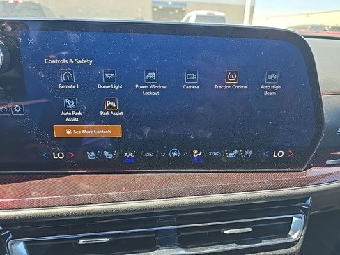 Used 2025 Chevrolet Traverse RS w/ LPO, Floor Liner Package AWD/4WD image 31