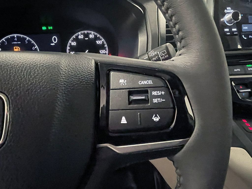 Used 2026 Honda Odyssey EX-L image 40
