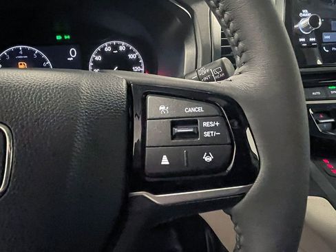Used 2026 Honda Odyssey EX-L image 40