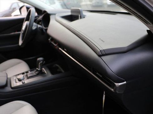 New 2026 MAZDA CX-30 AWD 2.5 S w/ Select Sport Pkg image 8