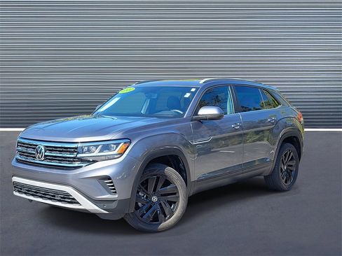 Used 2022 Volkswagen Atlas Cross Sport SE w/ Panoramic Sunroof Package image 1