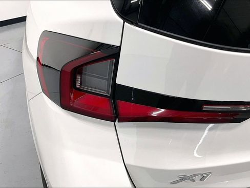 Used 2025 BMW X1 xDrive28i image 30