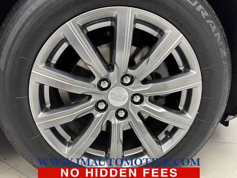 Used 2023 Cadillac XT4 Premium Luxury FWD image 9