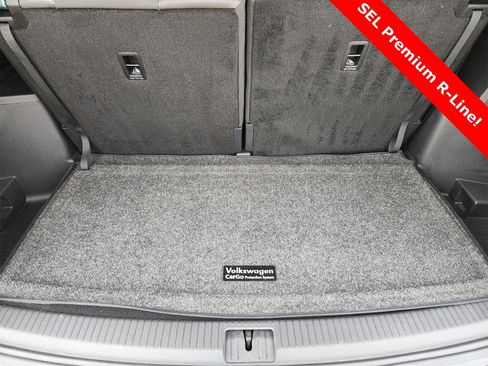 Used 2025 Volkswagen Atlas SEL Premium R-Line image 31