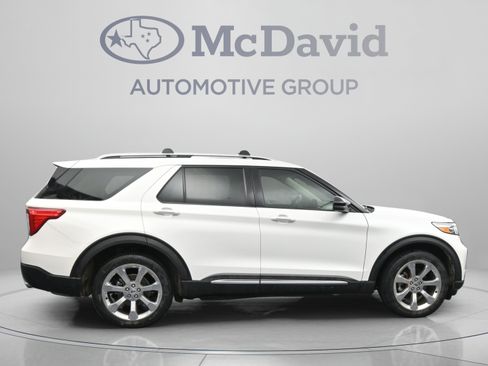 Used 2020 Ford Explorer Platinum w/ Premium Technology Package AWD/4WD image 9