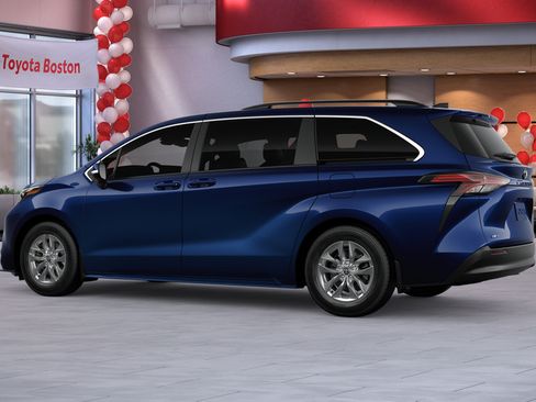New 2026 Toyota Sienna LE FWD image 5