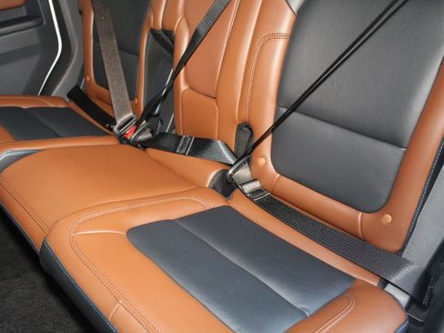 Used 2024 Ford Bronco Outer Banks AWD/4WD image 21