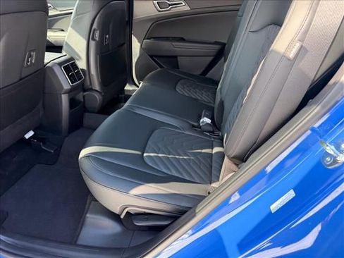New 2026 Kia Sportage X-Line w/ X-Line Premium Package AWD/4WD image 10