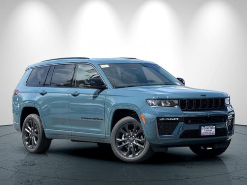 New 2026 Jeep Grand Cherokee L Limited AWD/4WD image 2
