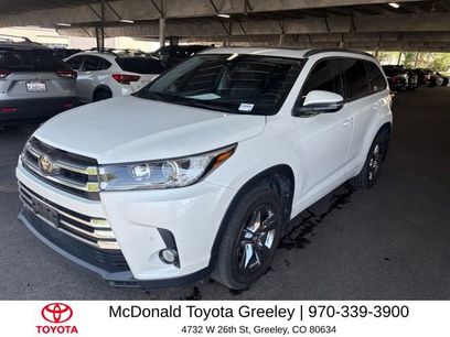 Used 2017 Toyota Highlander Limited Platinum