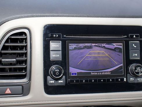 Certified 2022 Honda HR-V LX image 31