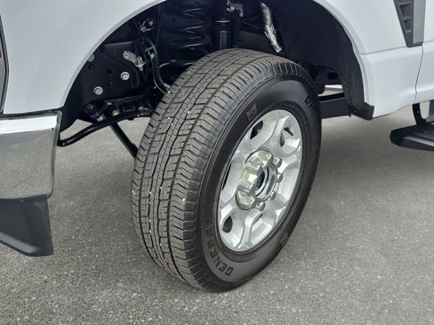 Used 2026 Ford F250 XLT image 31