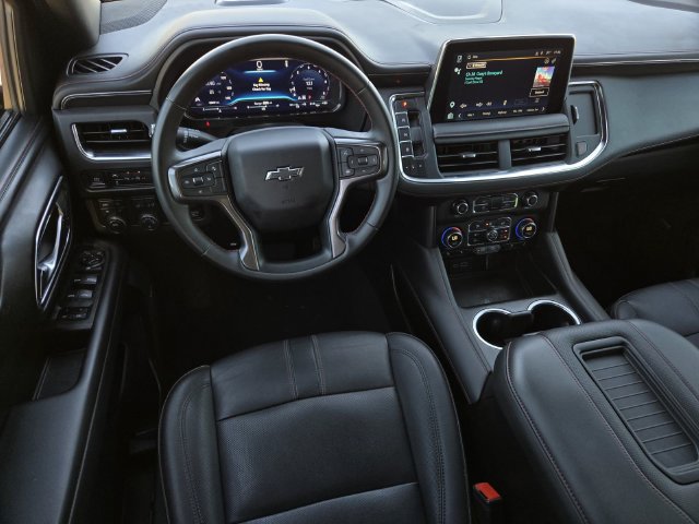 Used 2023 Chevrolet Suburban RST AWD/4WD image 20